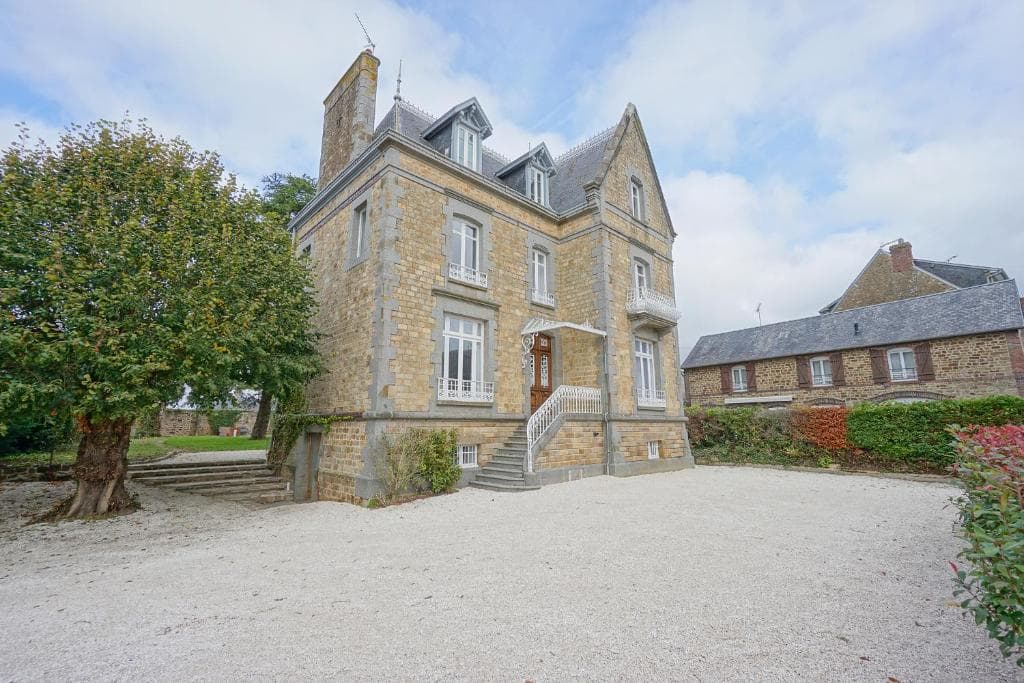 Manoir Ducey - Ducey-les-Chéris (Manche)
