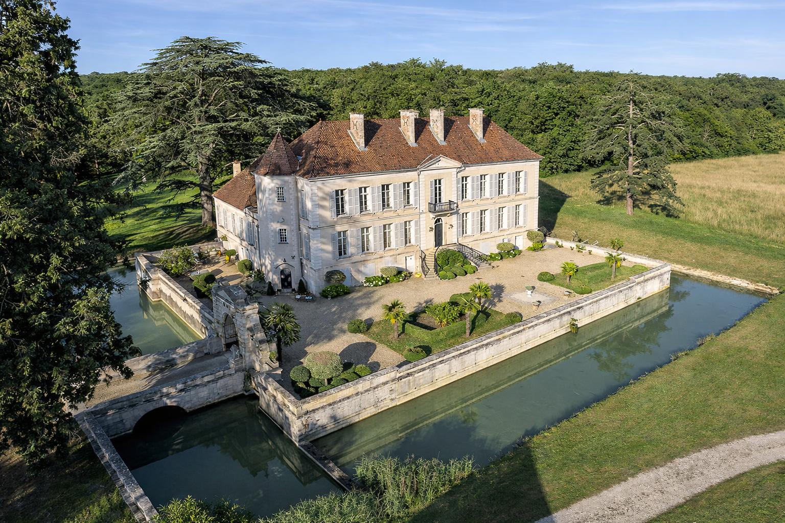 Château de Contremoret - Fussy (Cher)