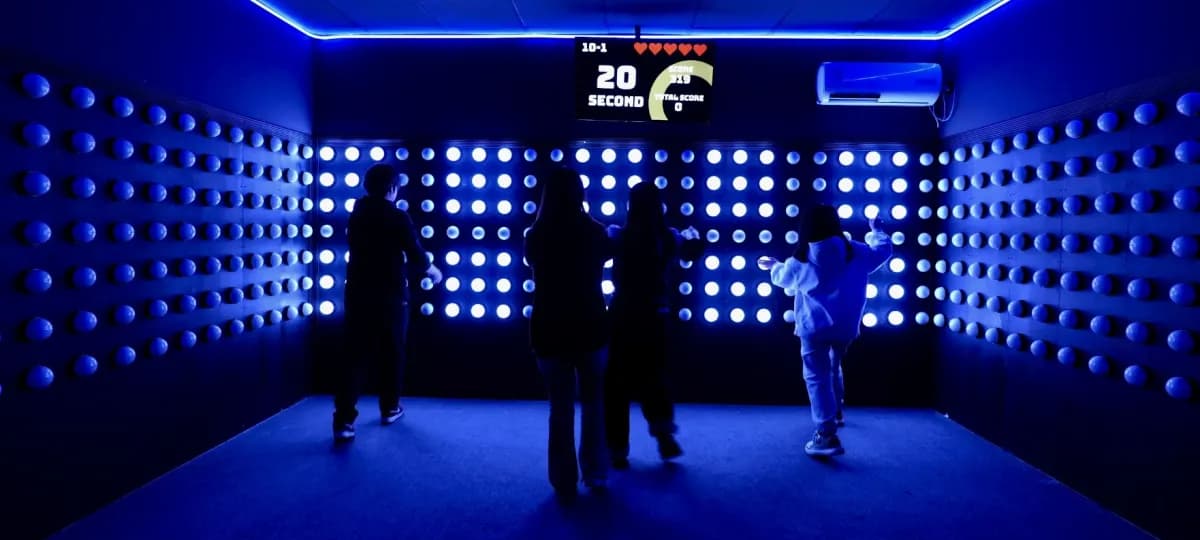 Cyber dance - Action Game Paris