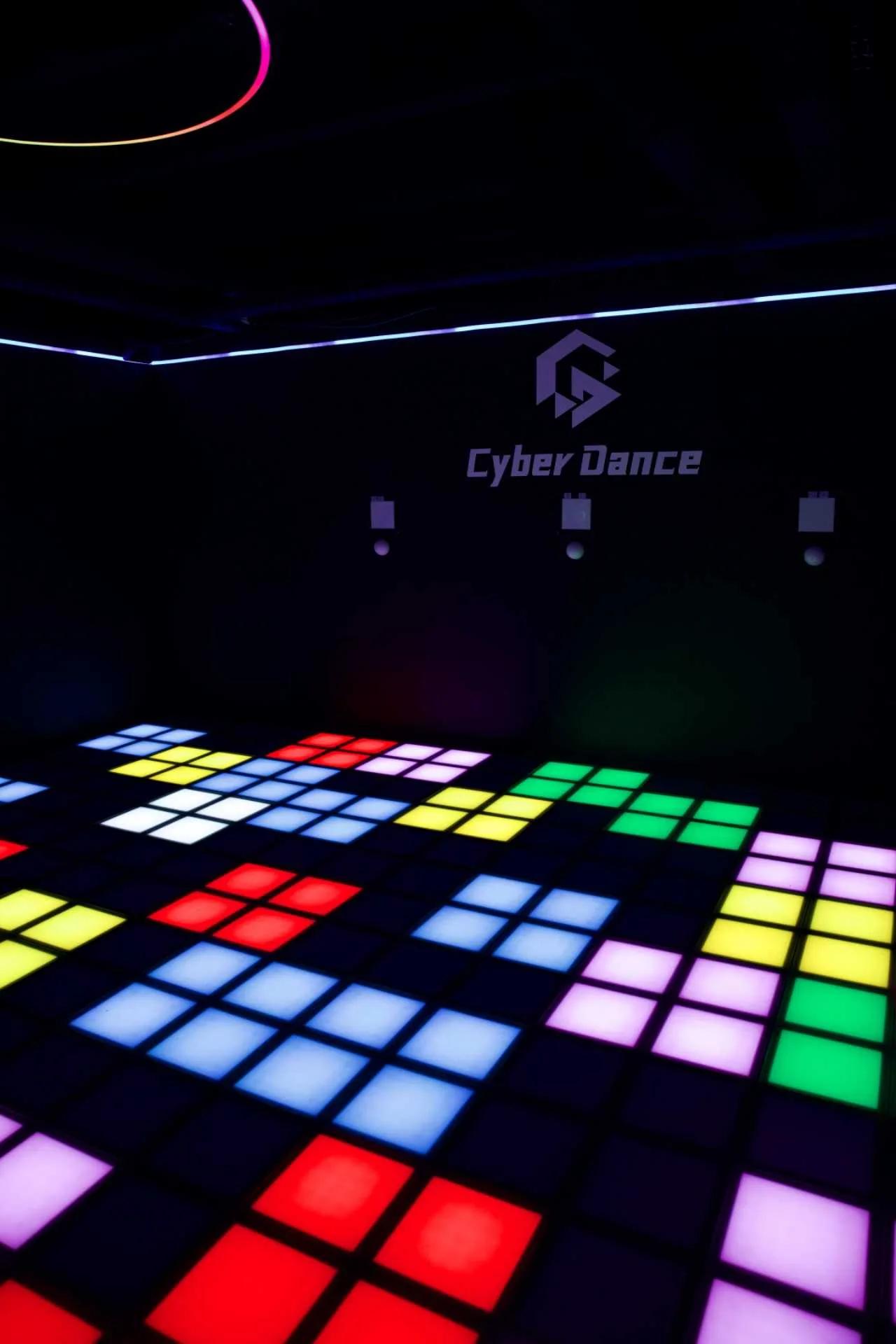 Cyber dance - Action Game Paris