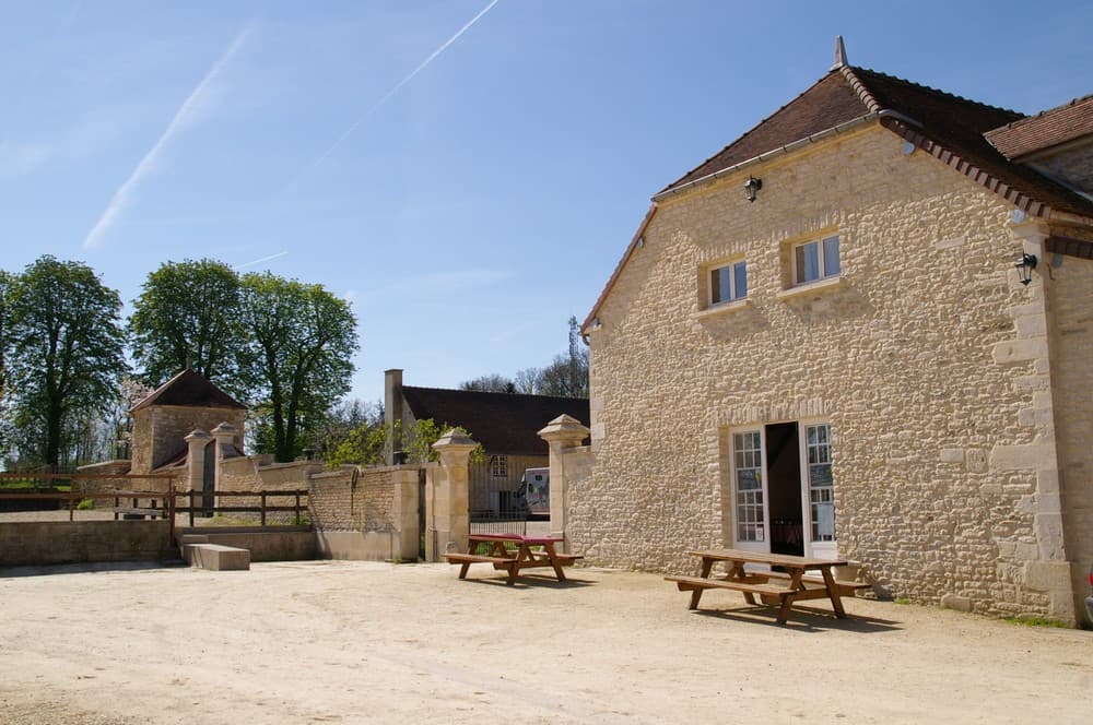 Ferme équestre de Lagesse - Lagesse (Aube)