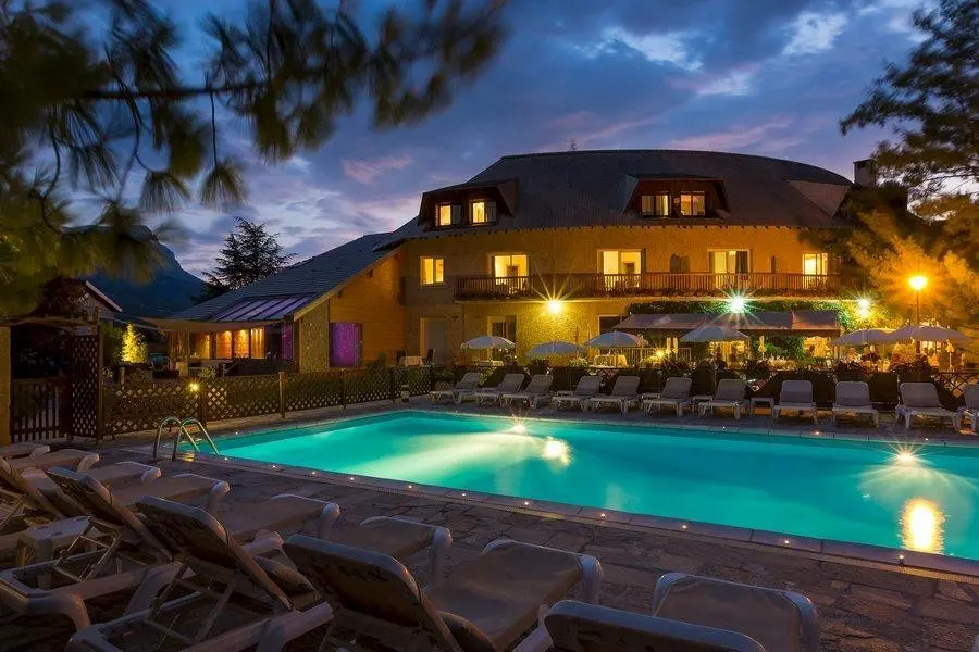 Les Bartavelles Hotel And Spa - Embrun (Hautes-Alpes)