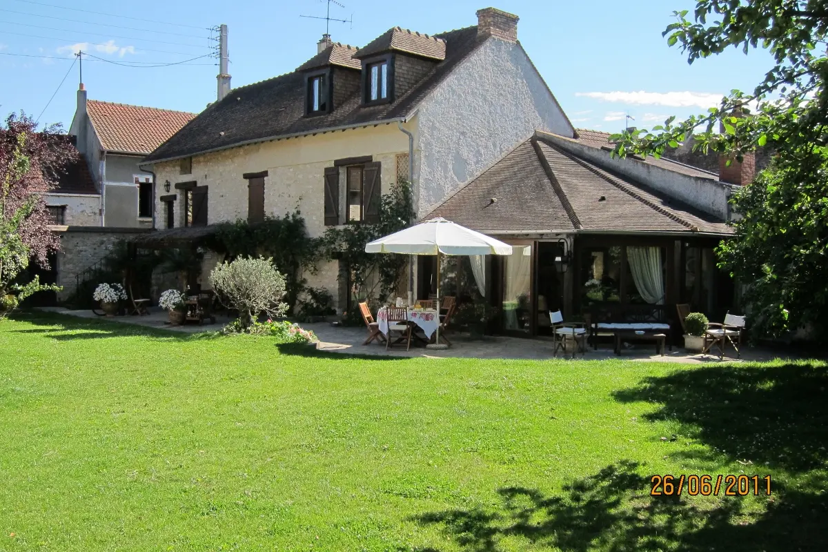 Prieuré Maialen - Moisson (Yvelines)