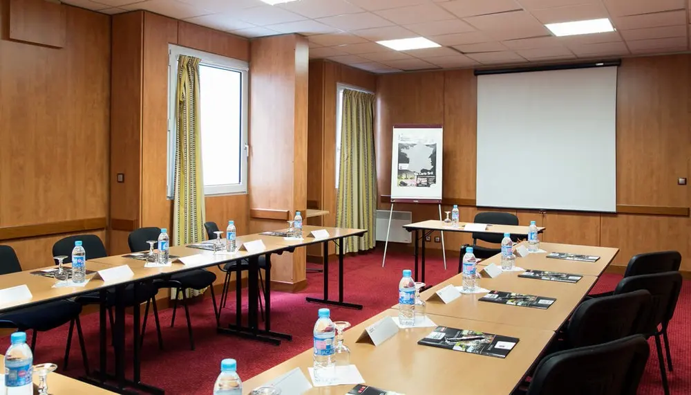 Brit Hotel Bordeaux Aéroport Le Soretel - Mérignac (Gironde)