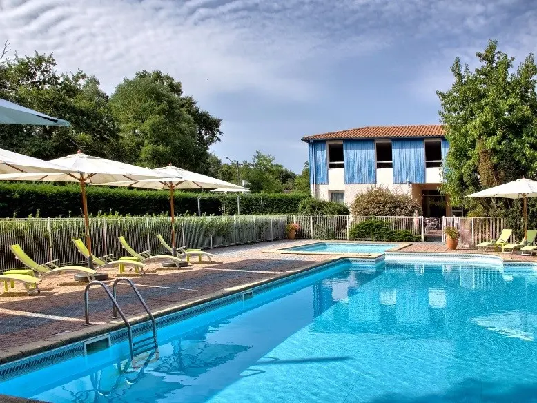 Hôtel Le Pont Bernet - Le Pian Medoc (Gironde)