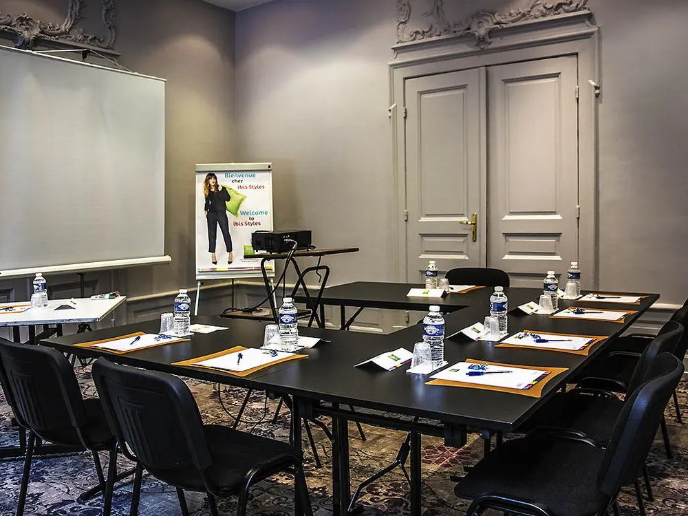 Ibis Styles Metz Centre Gare - Metz (Moselle)