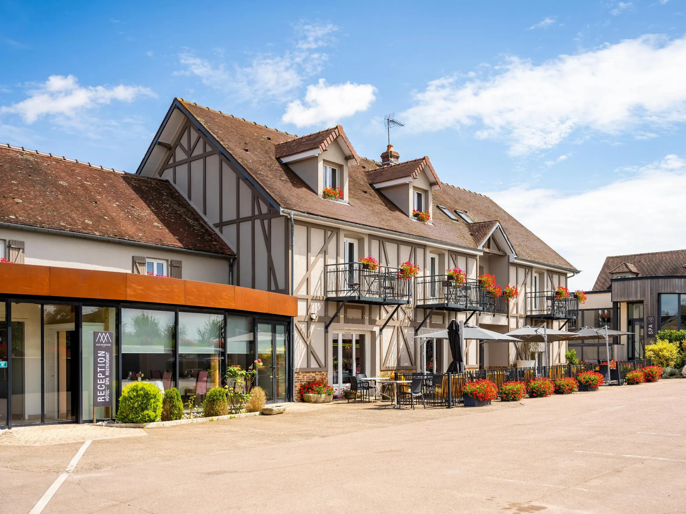 Logis Hôtel aux Maisons - Maison les Chaource (Aube)