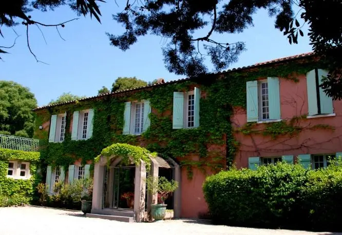 Les Mazets des Roches - Tarascon (Bouches-du-Rhône)