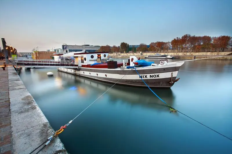 Bateau Nix Nox - Paris (Paris)