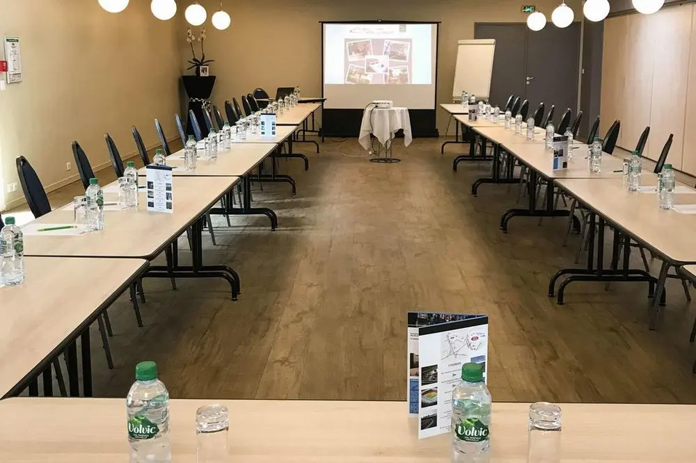 Hotel Le Circuit Le Mans - Le Mans (Sarthe)