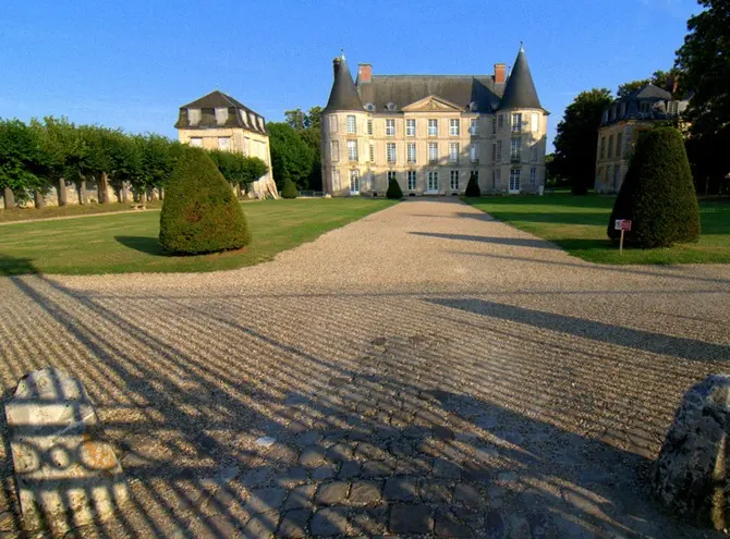Château d'Hénonville - Hénonville (Oise)