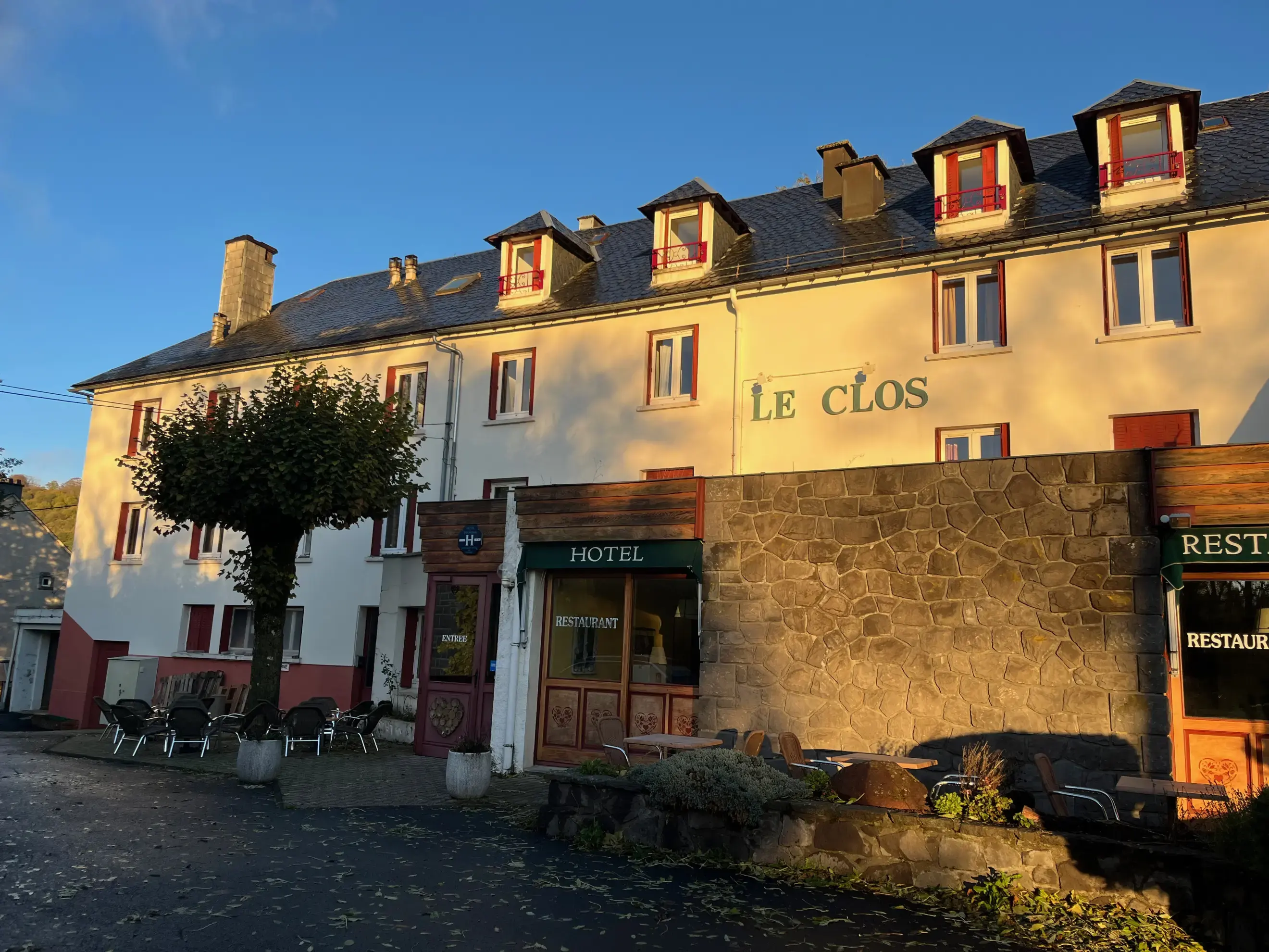 Hôtel Restaurant Le Clos - Besse-et-Saint-Anastaise (Puy-de-Dôme)