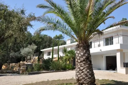 La Villa Azzaro - Valbonne (Alpes-Maritimes)