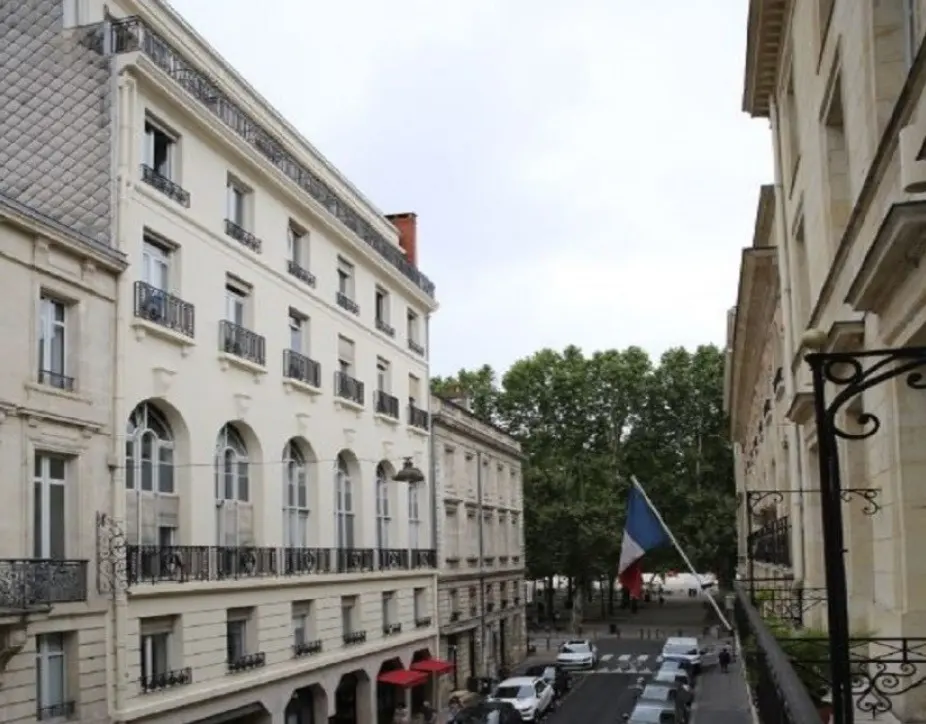 Buro Club Bordeaux Quinconces - Bordeaux (Gironde)