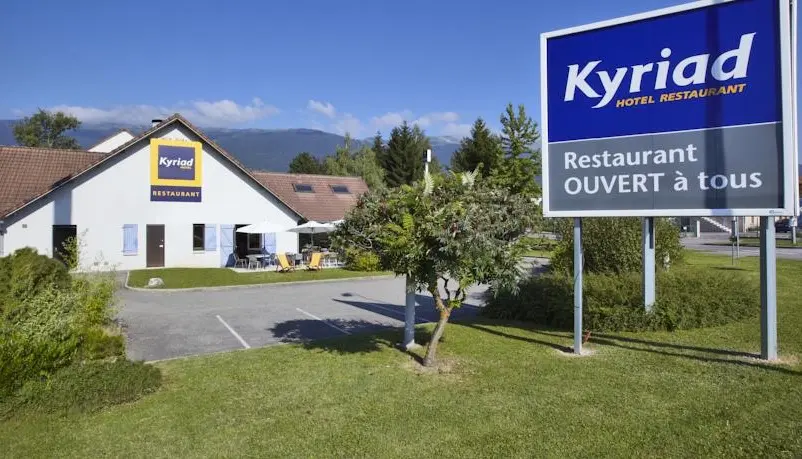 Kyriad Geneve Saint Genis Pouilly - Saint-Genis-Pouilly (Ain)