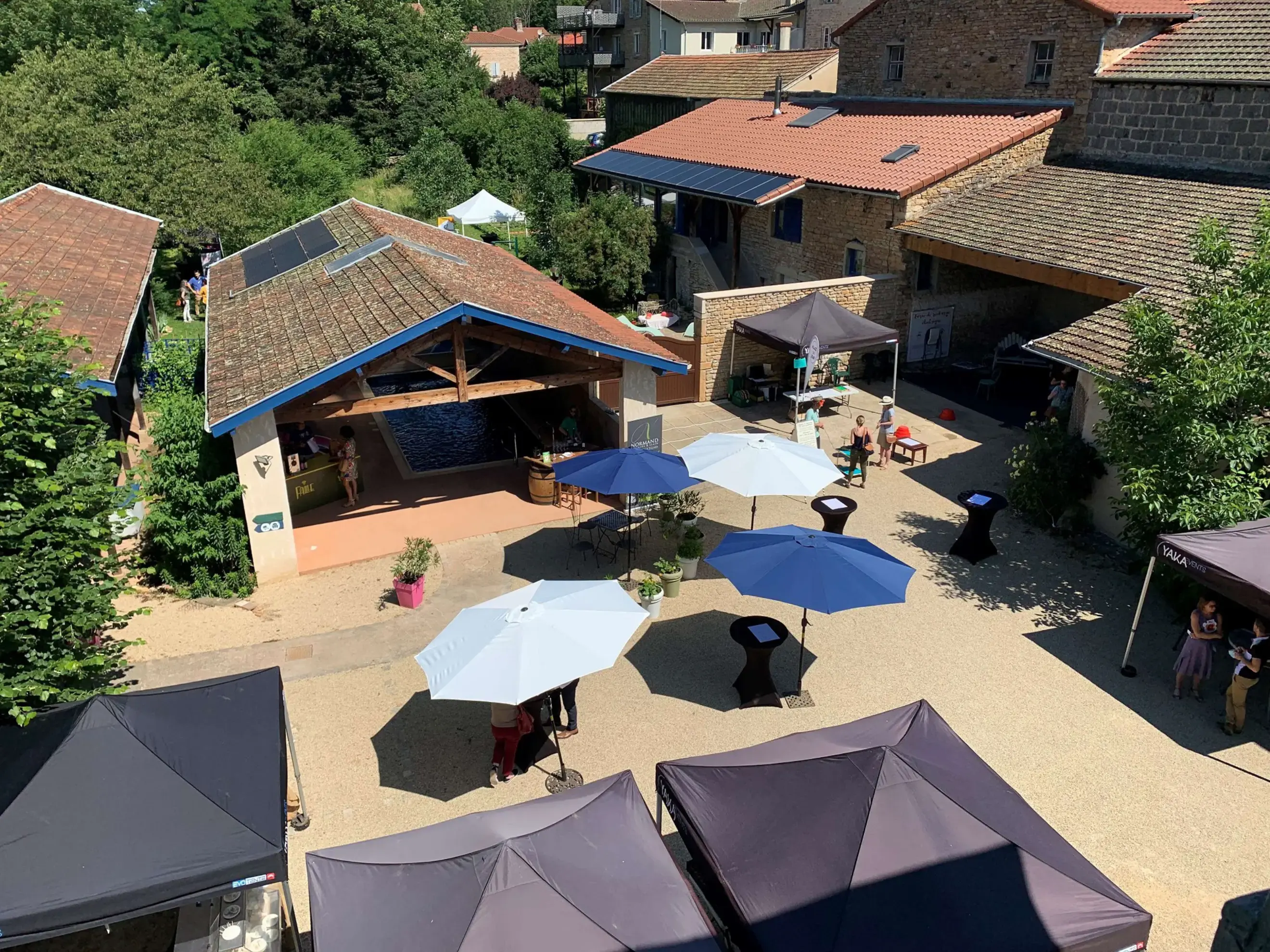 Écogit'Actions @La Roche Bleue - La Roche Vineuse (Saône-et-Loire)