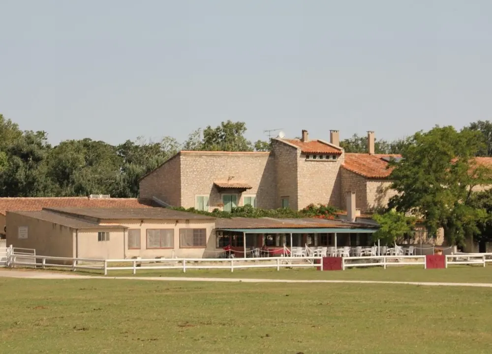 Manade Chapelle Albert - Saint-Martin-de-Crau (Bouches-du-Rhône)