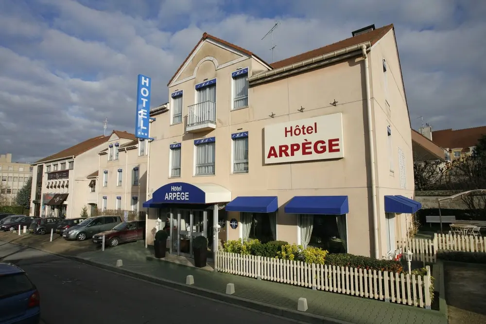 Hôtel Arpège - Arpajon (Essonne)