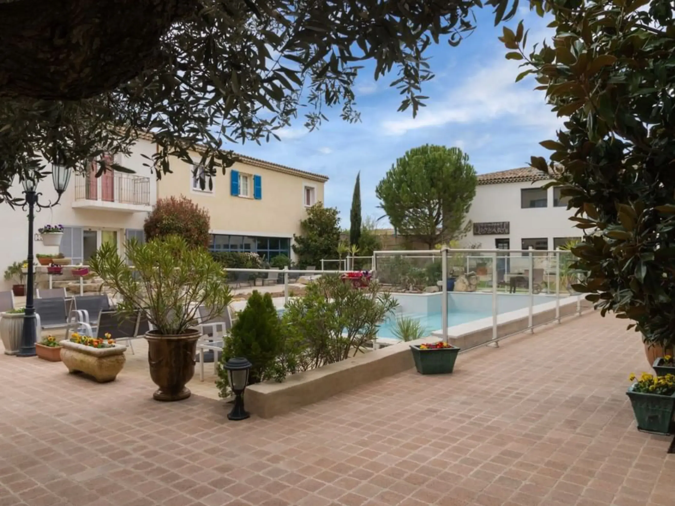 The Originals City Le Village Provençal - Pertuis (Vaucluse)