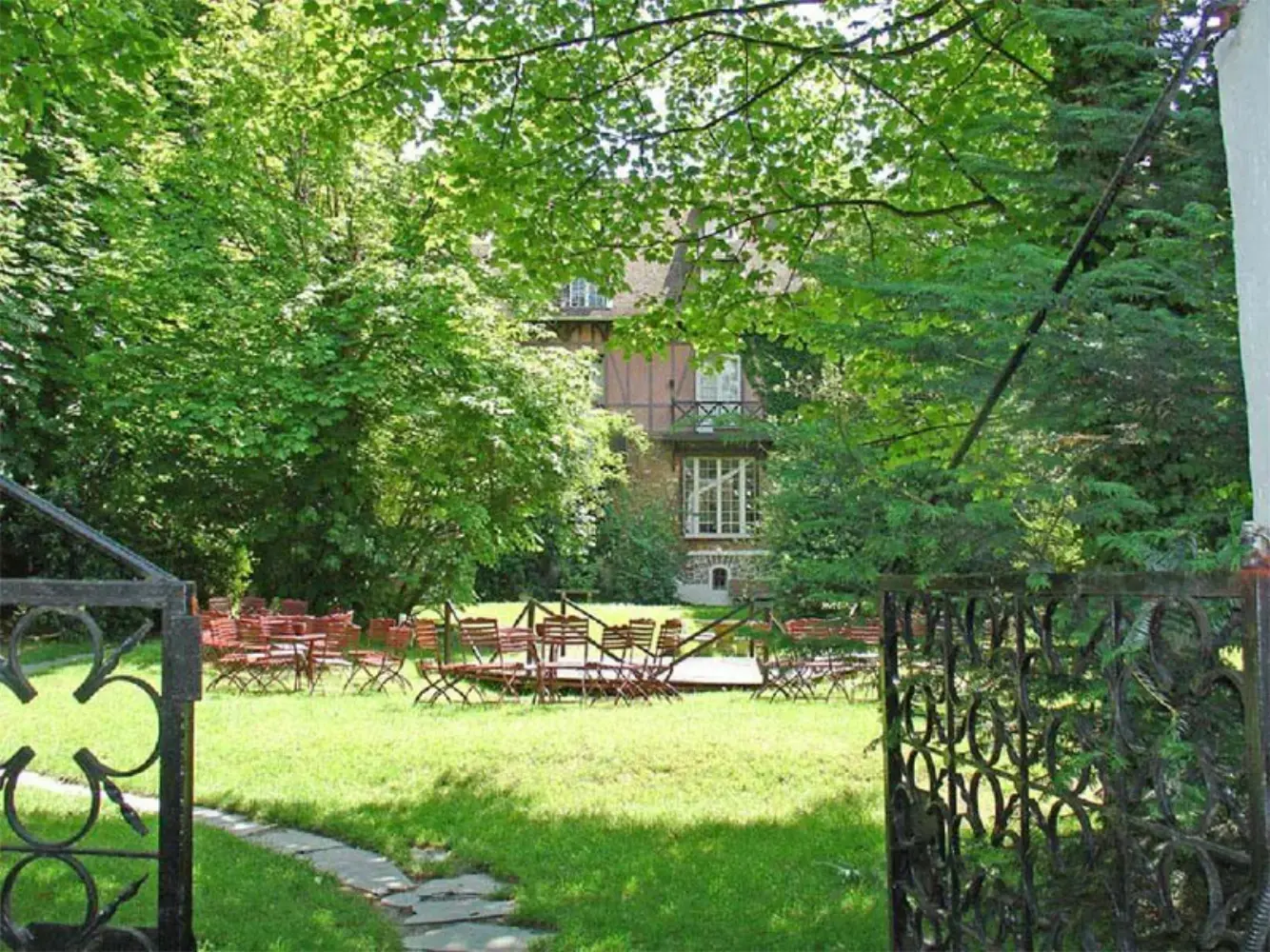 Manoir de l'ile aux loups - Nogent-sur-Marne (Val-de-Marne)