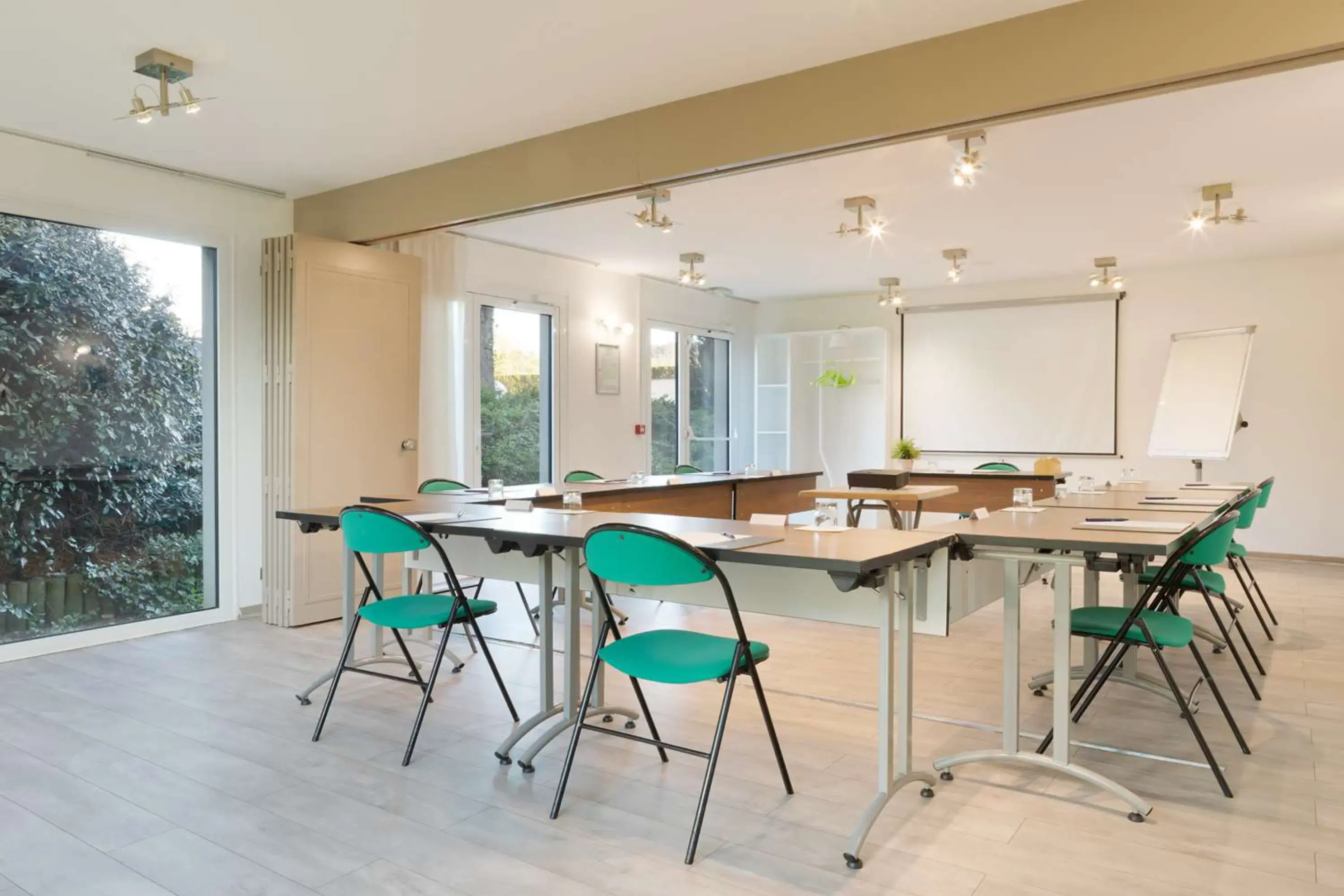 Campanile Dole - Dole (Jura)