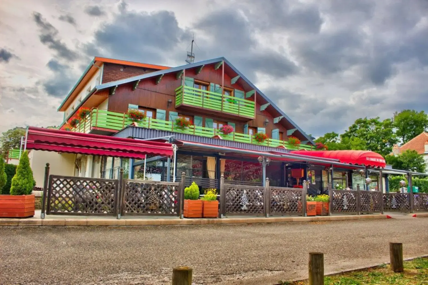 Chalet du Mont Roland - Sampans (Jura)