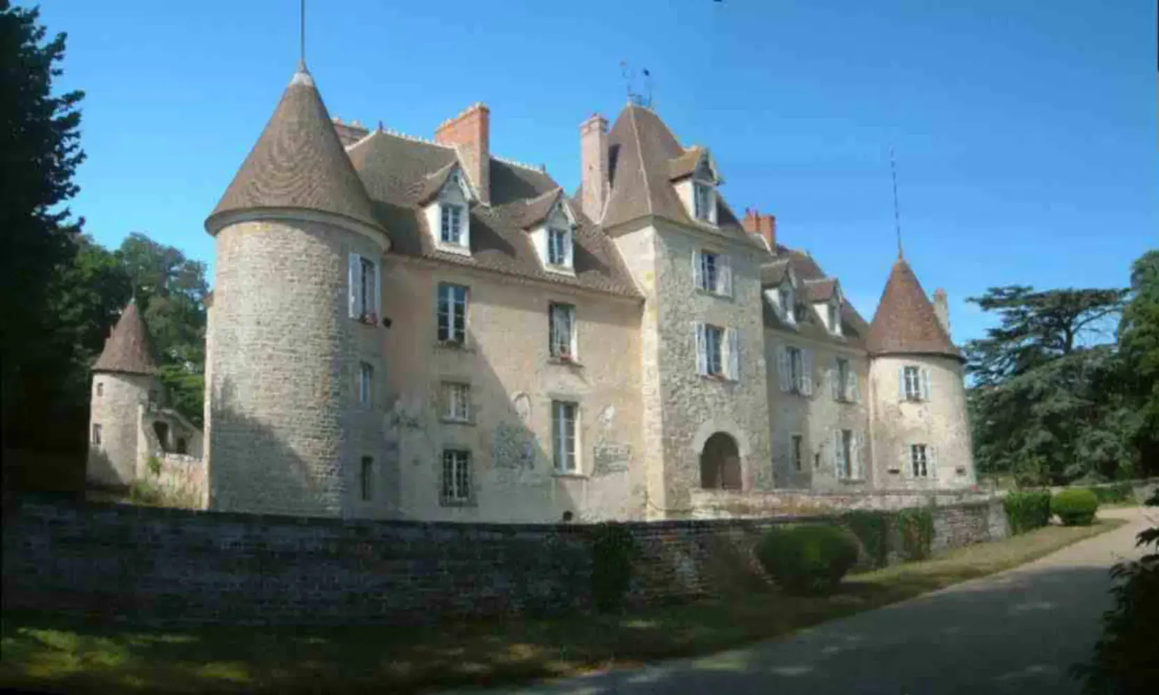 Domaine de Bisseret - Lavault-Sainte-Anne (Allier)