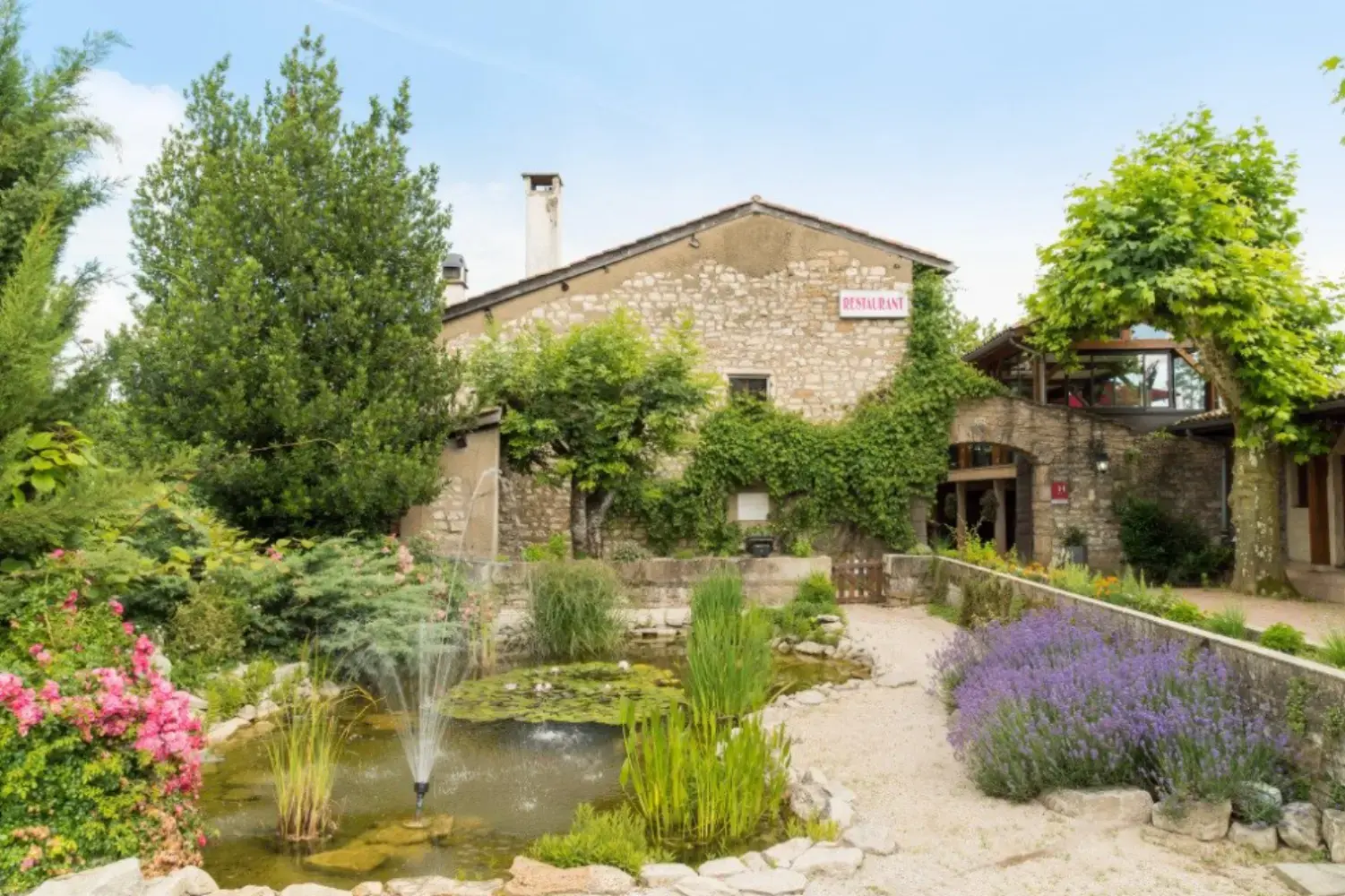 The Originals City Hotel La vieille Ferme Mâcon Nord - Mâcon (Saône-et-Loire)