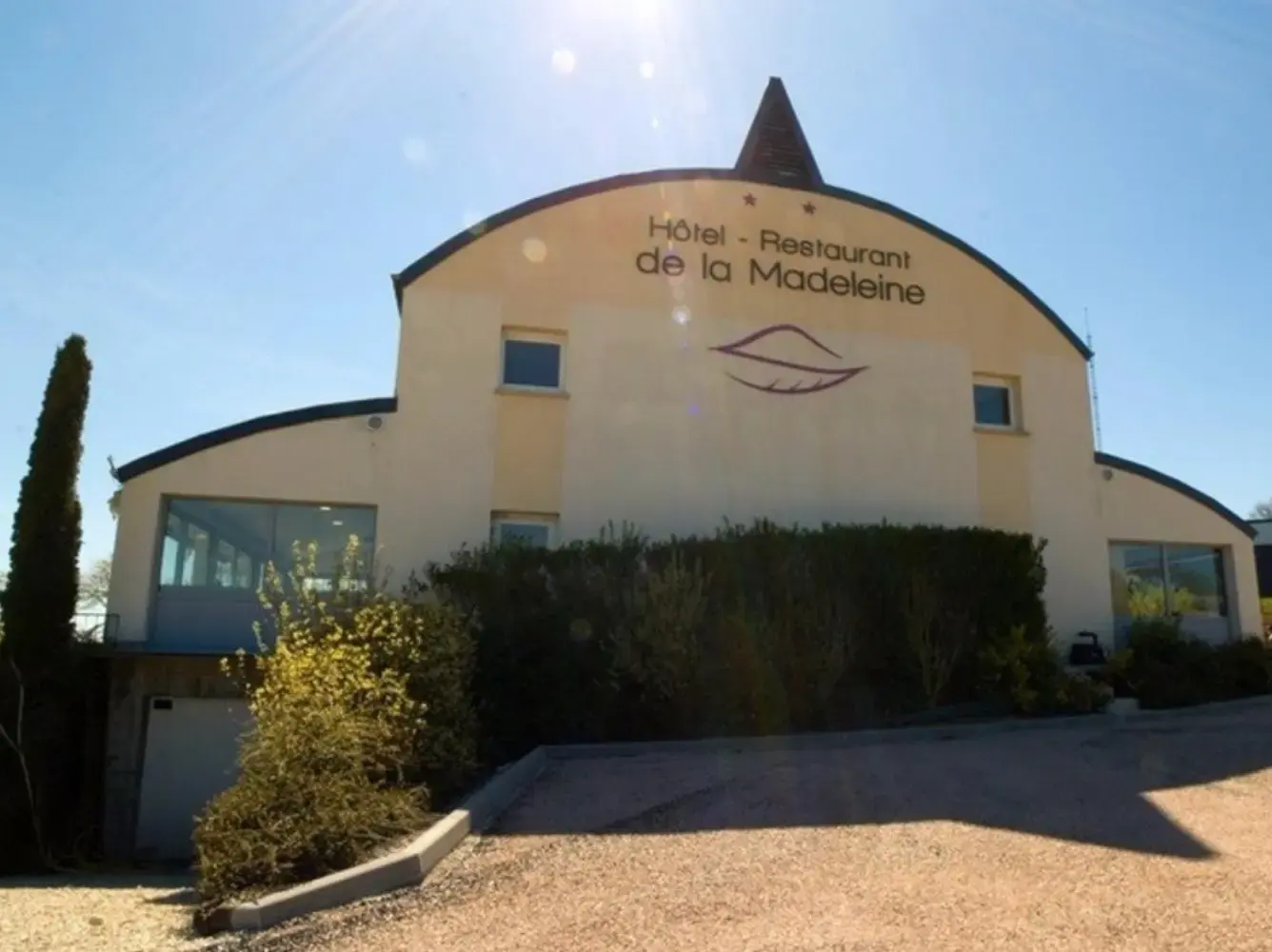 Hôtel Restaurant la Madeleine - Commercy (Meuse)