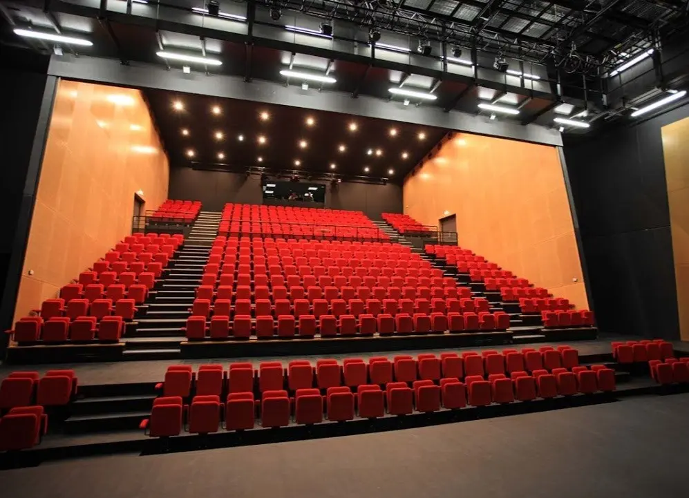 Centre de congrès de Chemillé - Théâtre Foirail - Chemille-en-Anjou (Maine-et-Loire)