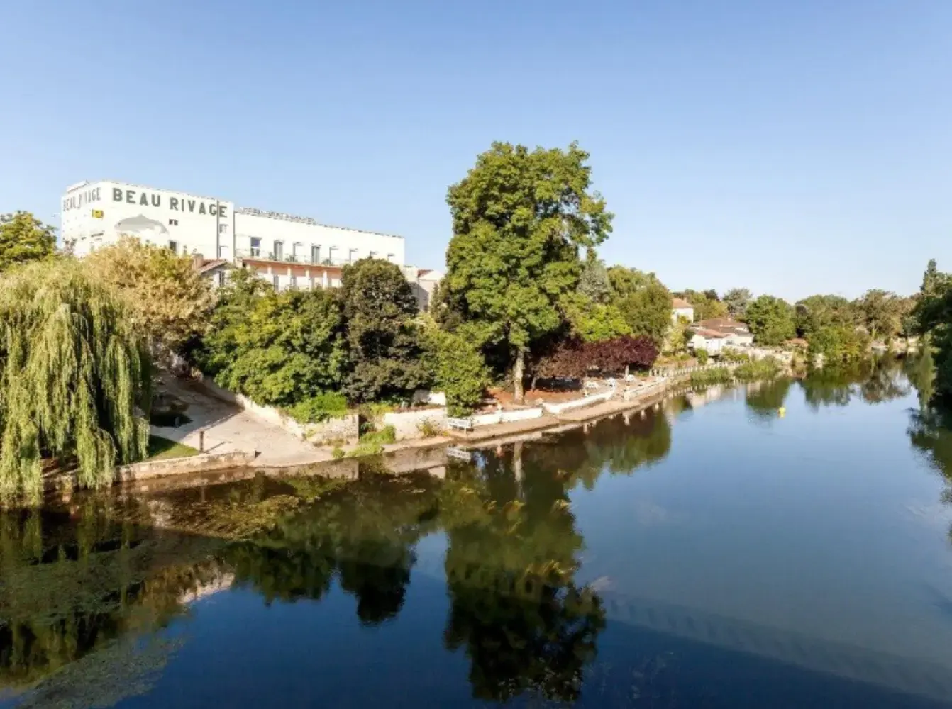 Hôtel Beau Rivage - Mansle (Charente)