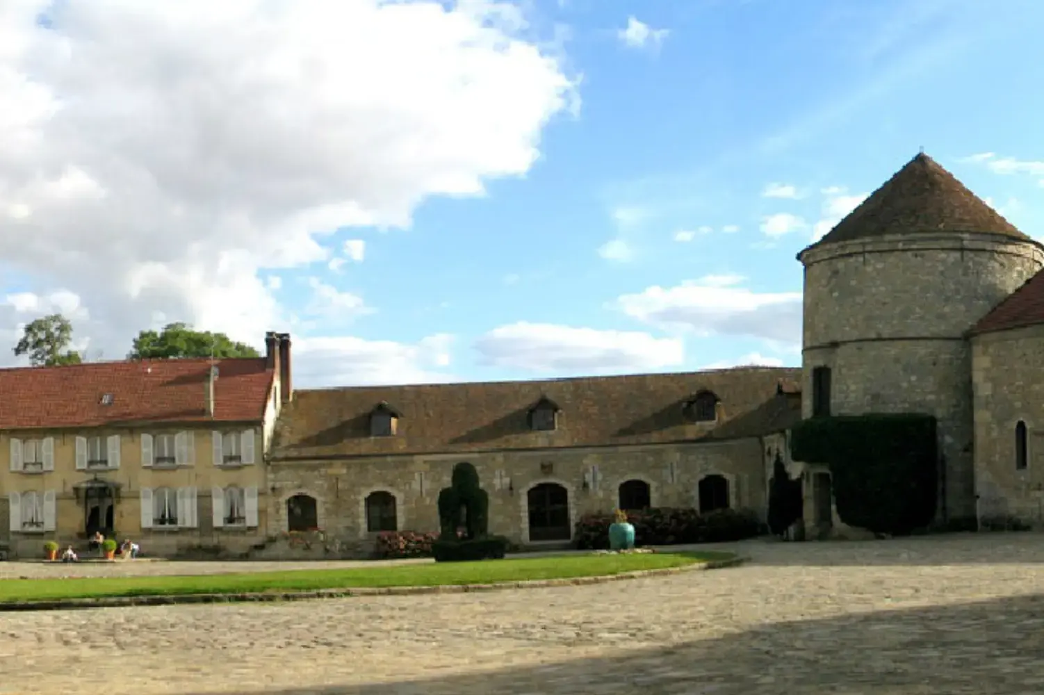 Manoir des Chevaliers - Le Perchay (Val-d'Oise)