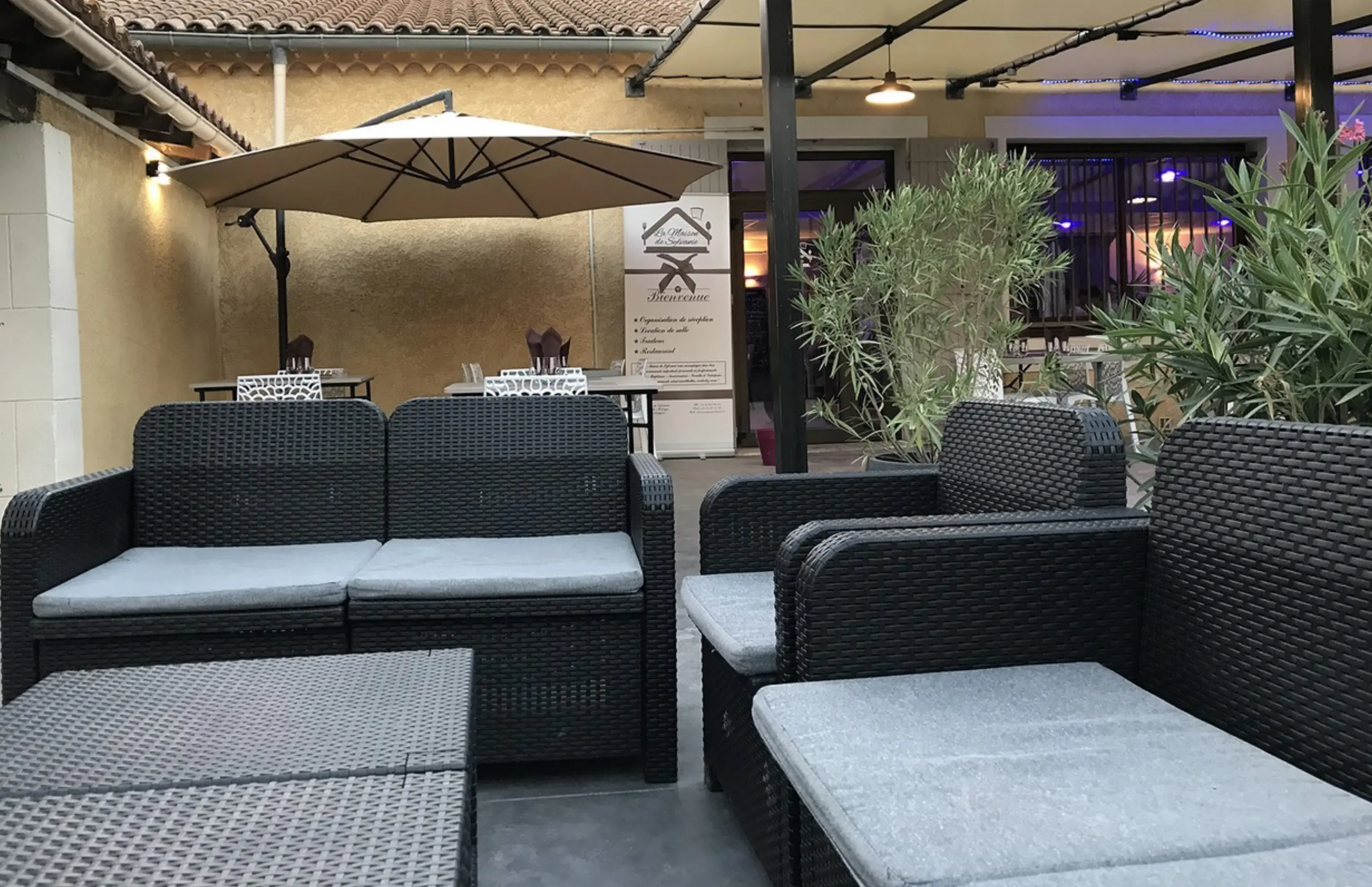 La Maison de Sylvanie - Entraigues-sur-la-Sorgue (Vaucluse)