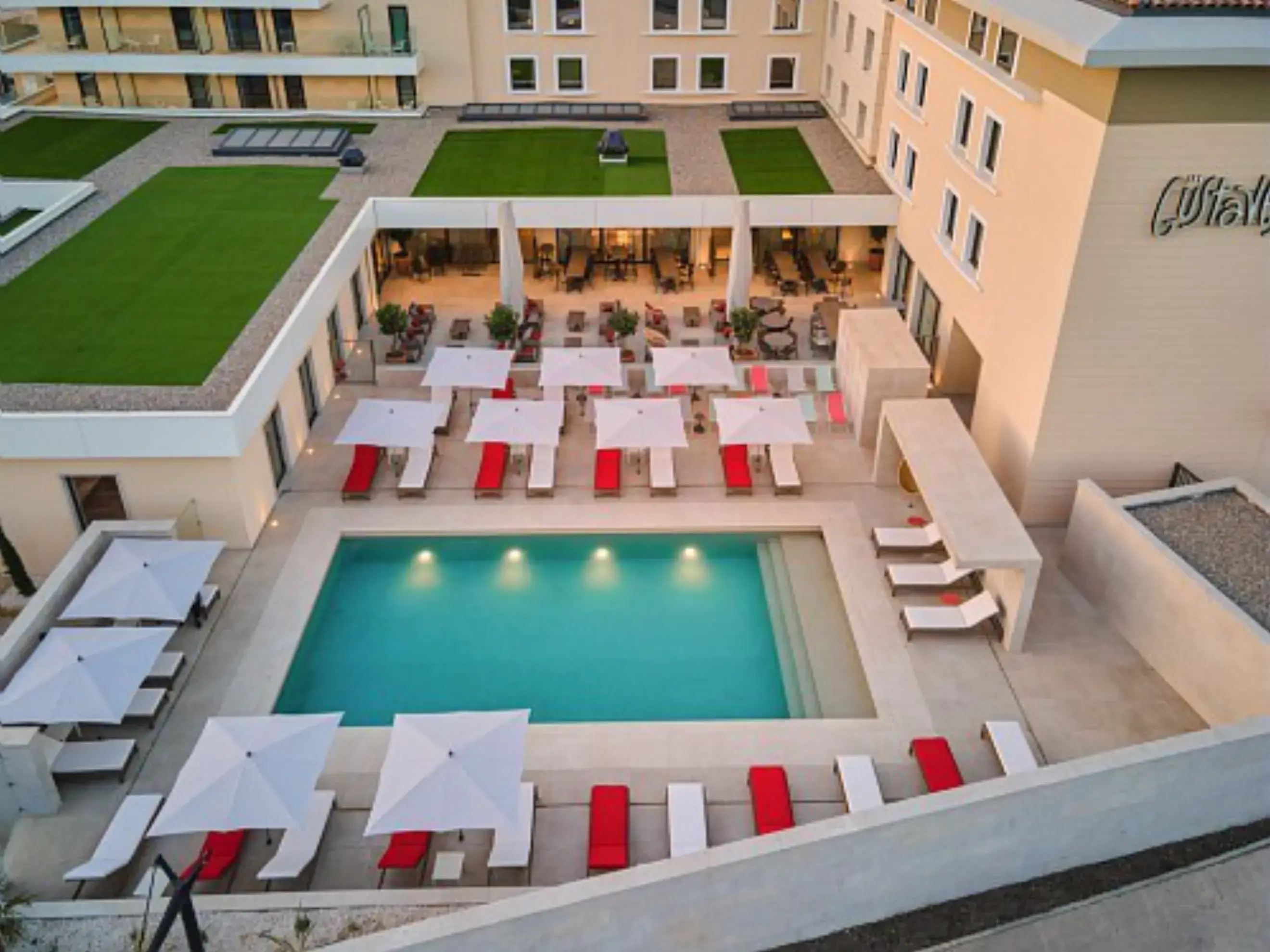 Mercure Avignon Gare TGV - Avignon (Vaucluse)