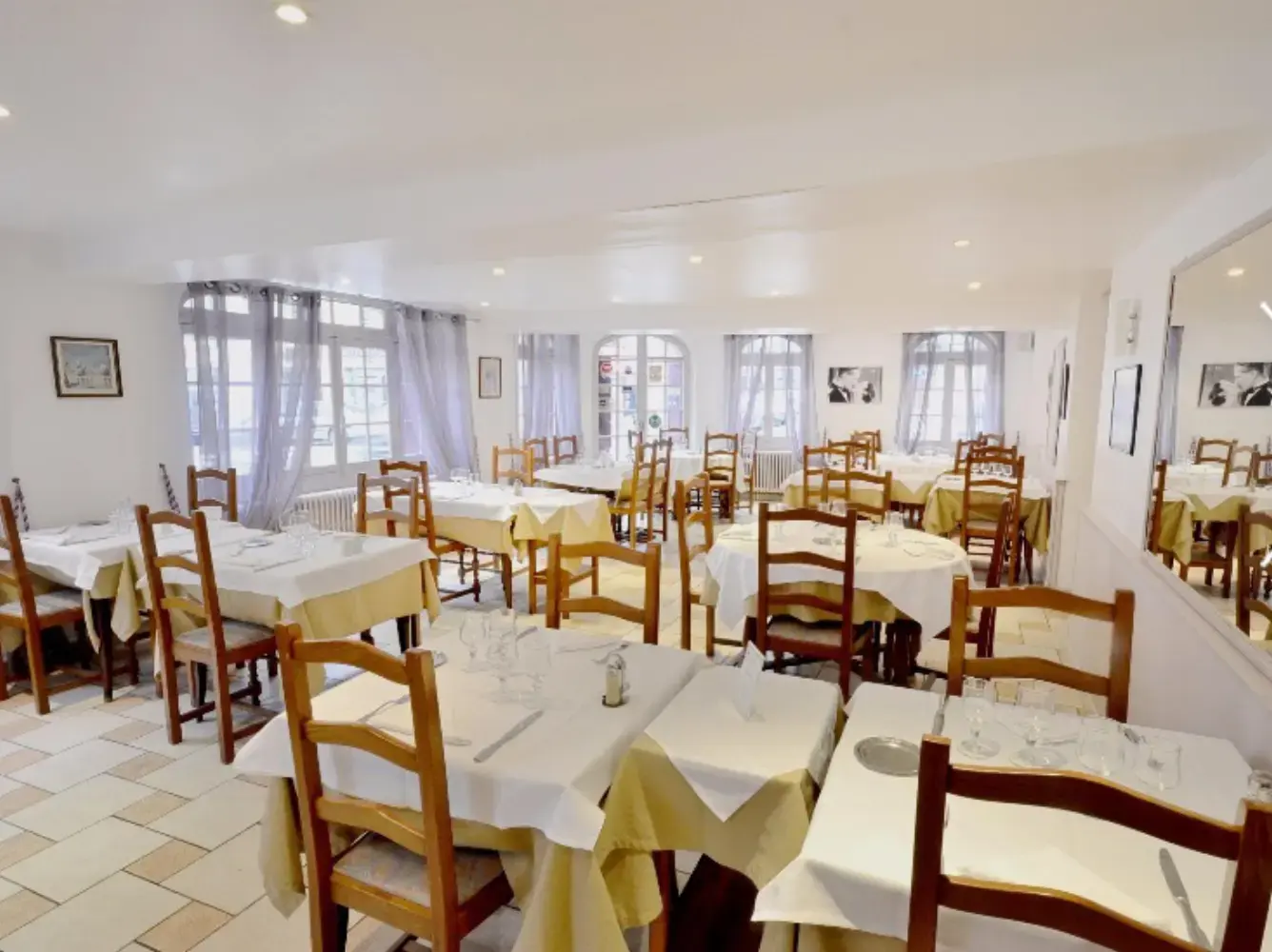 Hôtel de l'Ours - Coulommiers (Seine-et-Marne)