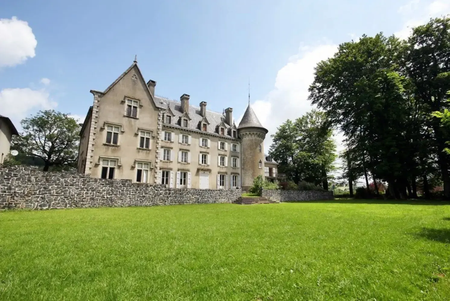 Château de Calmels - Lacaune-les-Bains (Tarn)