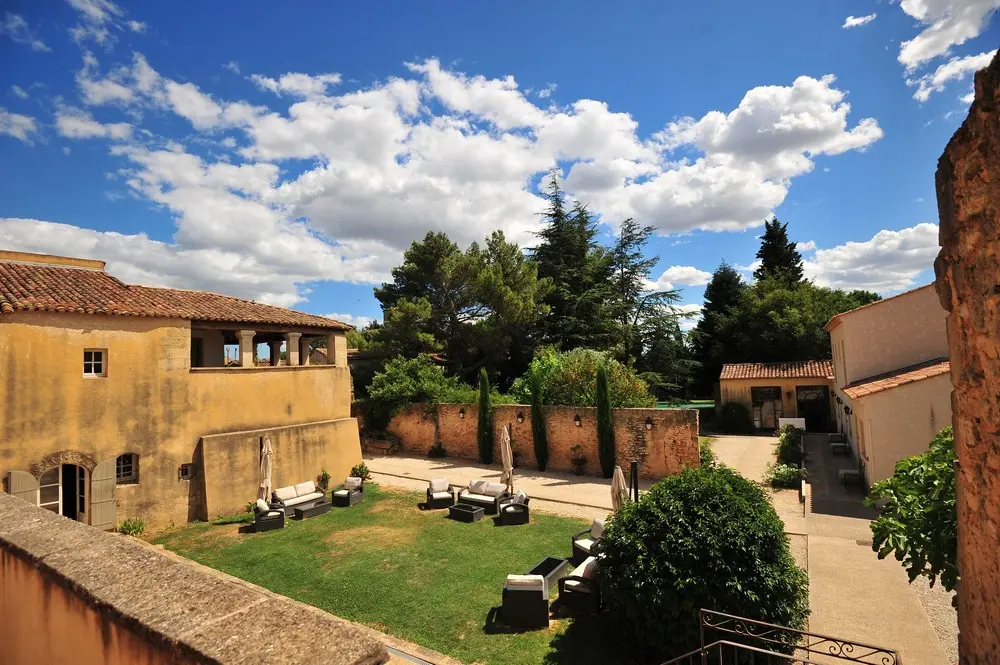 Domaine des Escaunes - SERNHAC (Gard)