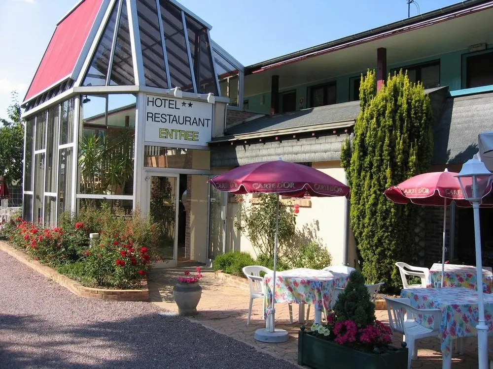 Hôtel Restaurant les Deux Sapins - Cailly-sur-Eure (Eure)
