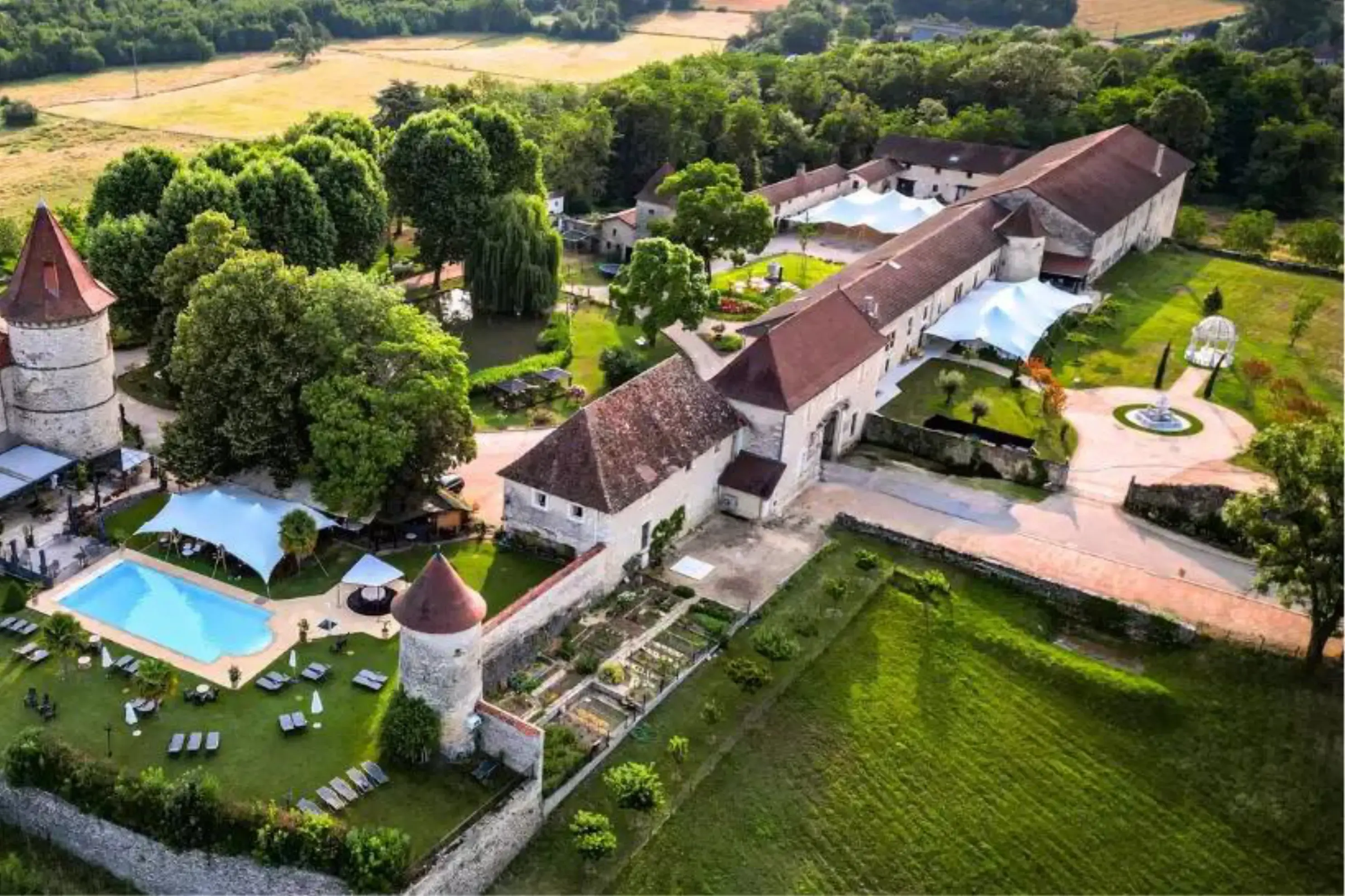 Château Chapeau Cornu - Vignieu (Isère)