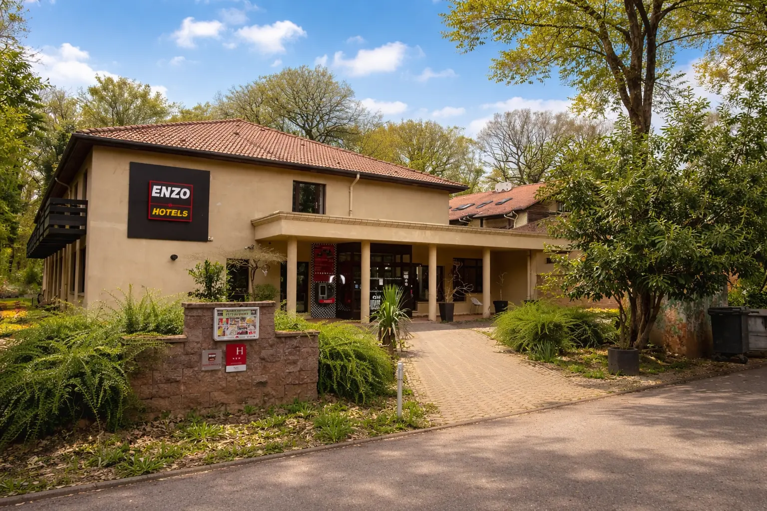 Enzo Hôtel Saint Eloy - Amnéville (Moselle)