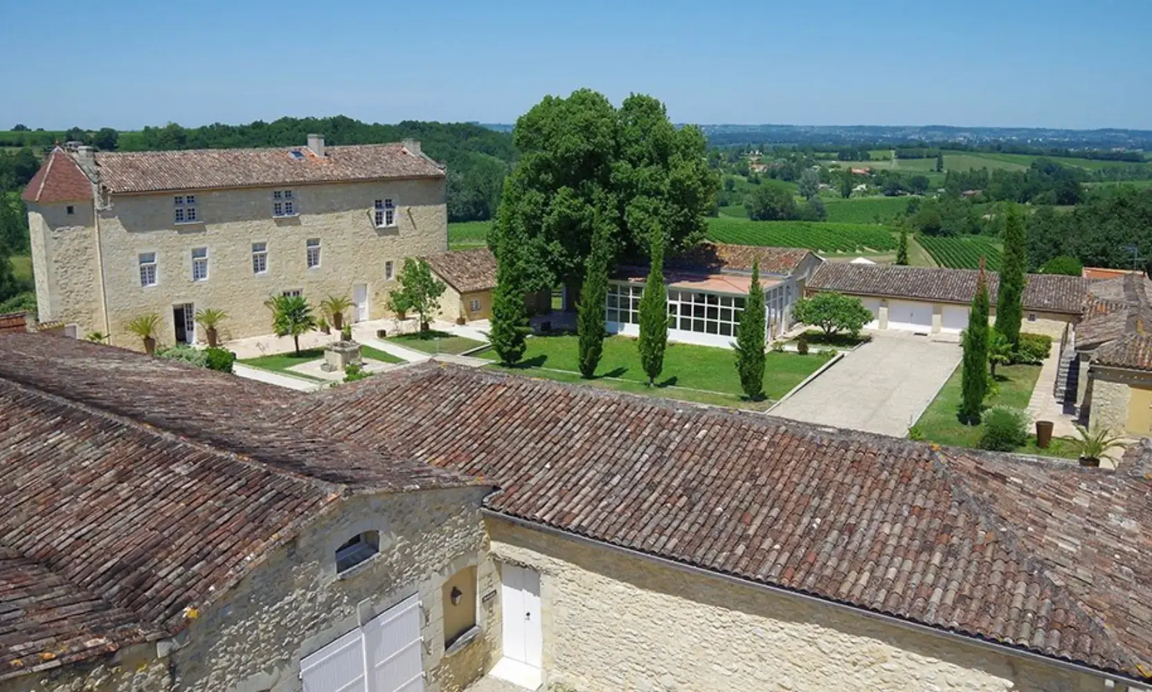 Château Isabeau de Naujan - Saint-Vincent-de-Pertignas (Gironde)