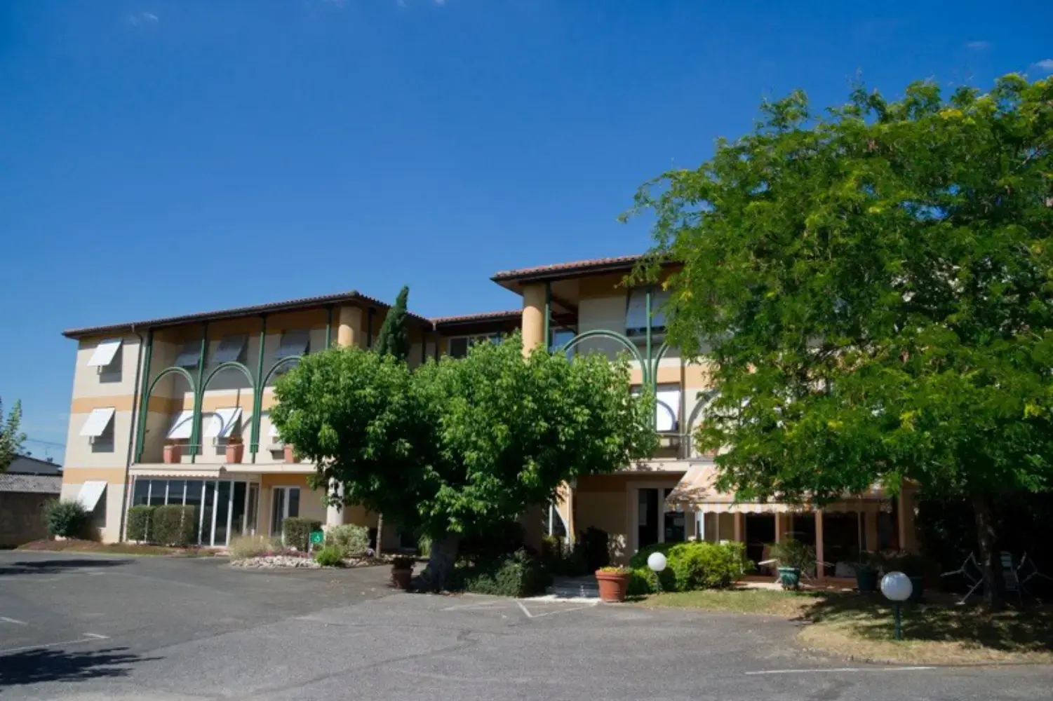 Hôtel des Fleurs - Tonneins (Lot-et-Garonne)