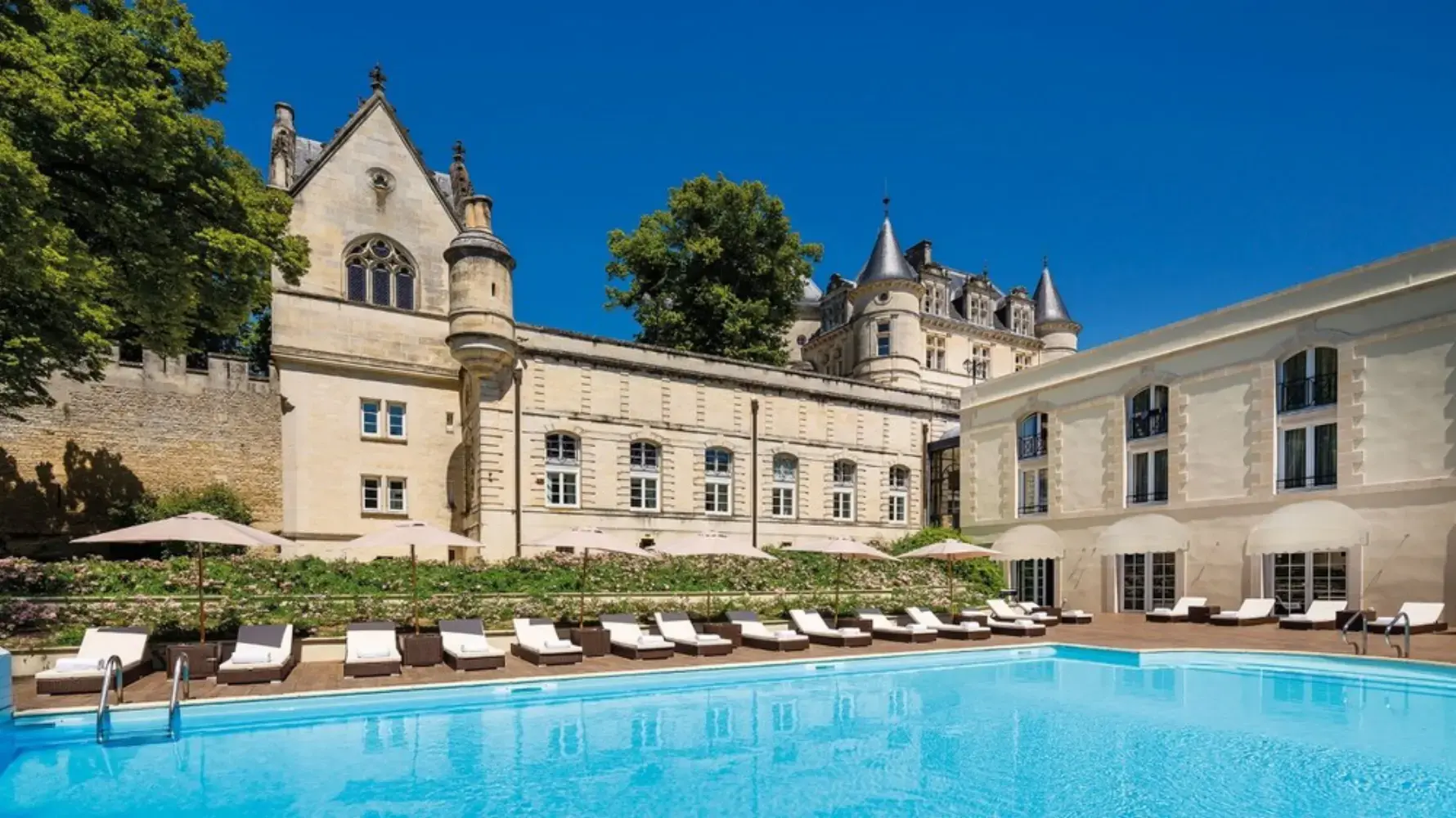 Château de Mirambeau - Mirambeau (Charente-Maritime)