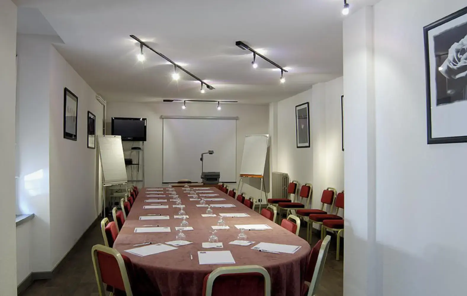 Kyriad Rodez Gare - Rodez (Aveyron)