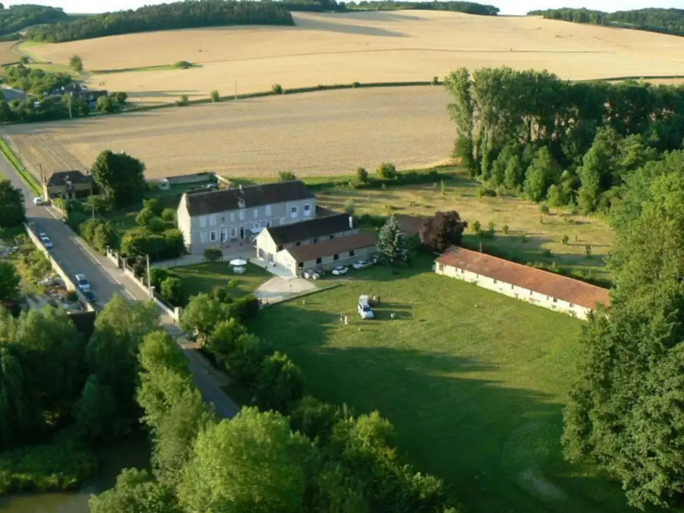 La Commanderie de Launay - Saint-Martin sur Oreuse (Yonne)