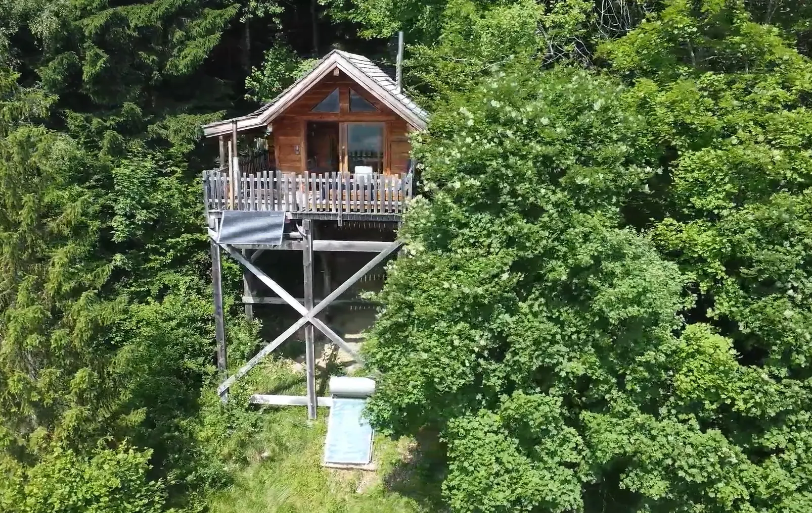 La Haut - Cabanes Perchées - La Thuile (Savoie)