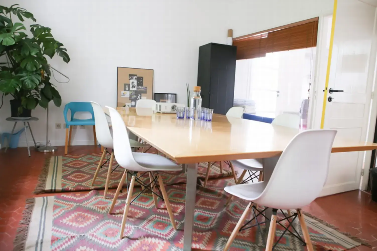 Yelloworking - Aix-en-Provence (Bouches-du-Rhône)