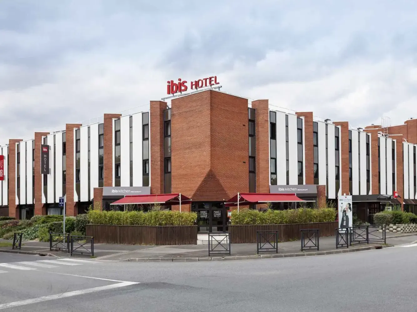 Ibis Évry-Courcouronnes - Evry (Yonne)