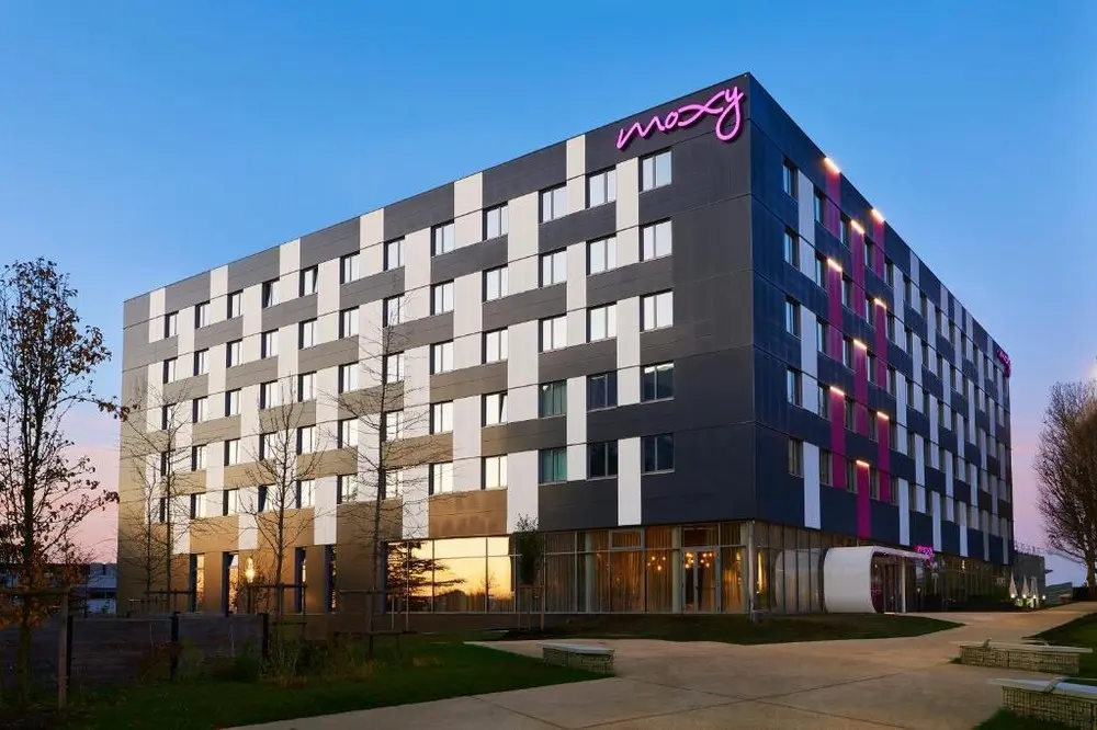Moxy Paris Charles de Gaulle Airport - Roissy-en-France (Val-d'Oise)