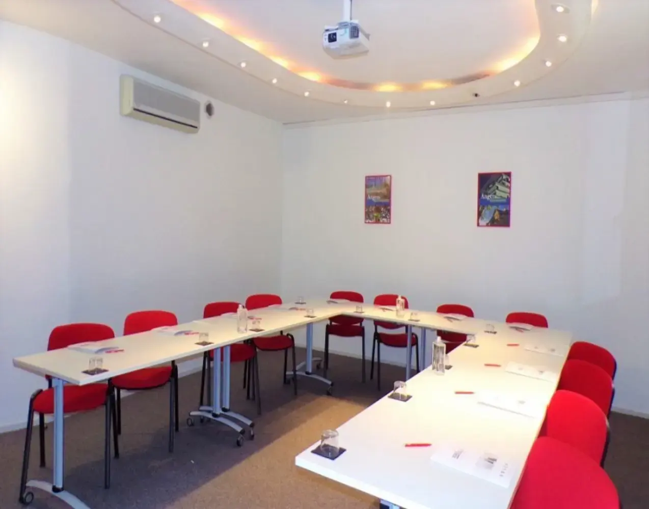 Buro Club Angers - Angers (Maine-et-Loire)